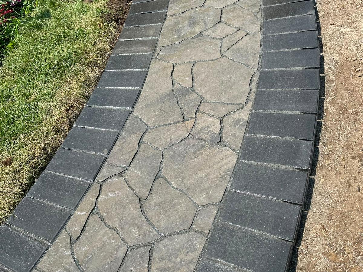 Interlock paver walkway with charcoal border, London Ontario